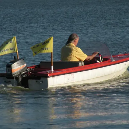 Alga W Lazach Pokoje I Habitación en casa particular *