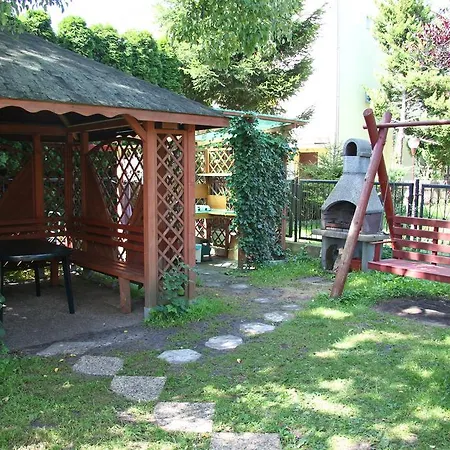 Homestay Dom Wczasowy Alga W Lazach *