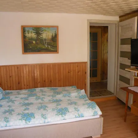 Dom Wczasowy Alga W Lazach Homestay *